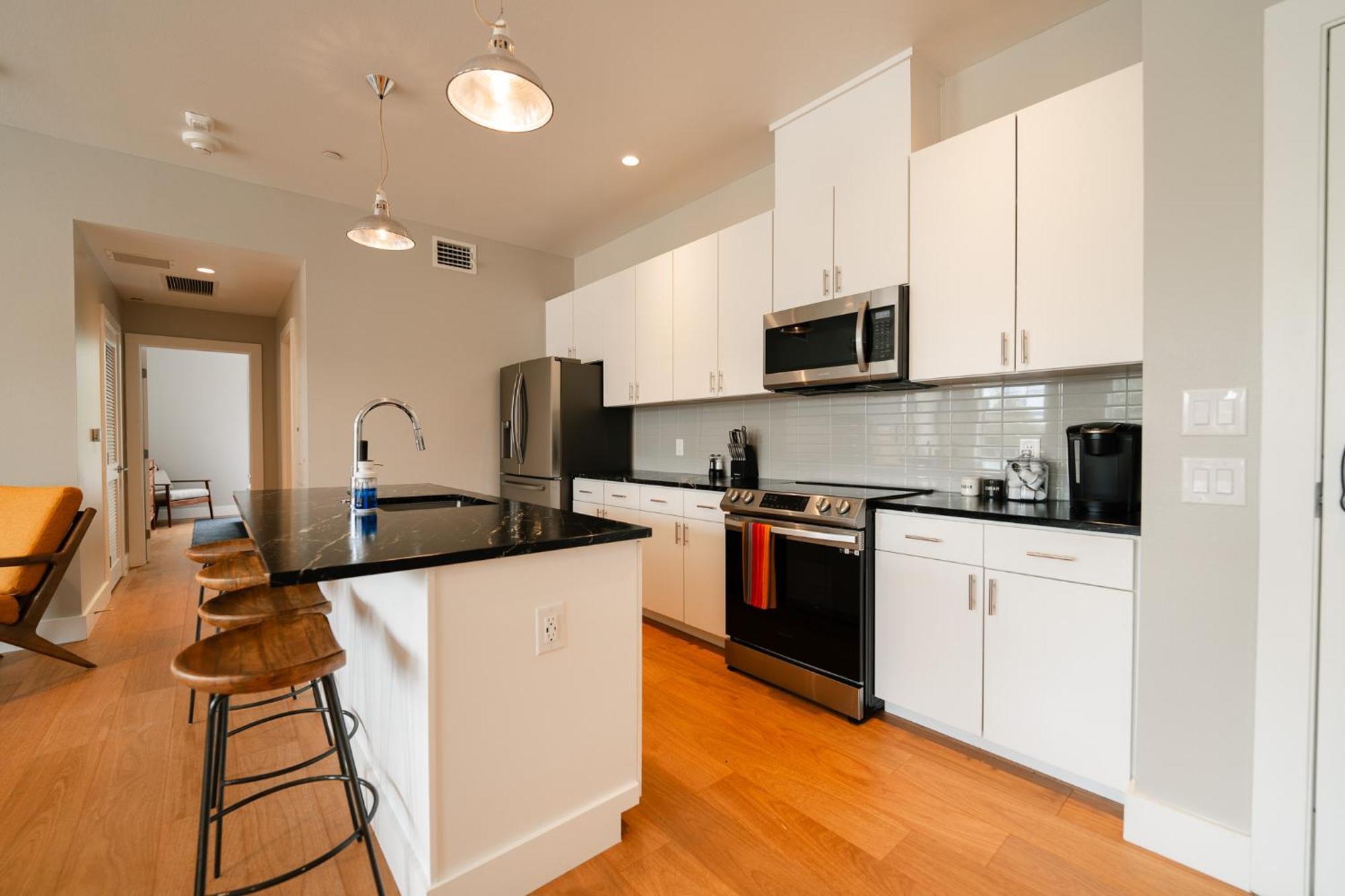 Western 1924 Luxury Lofts Martindale Eksteriør bilde