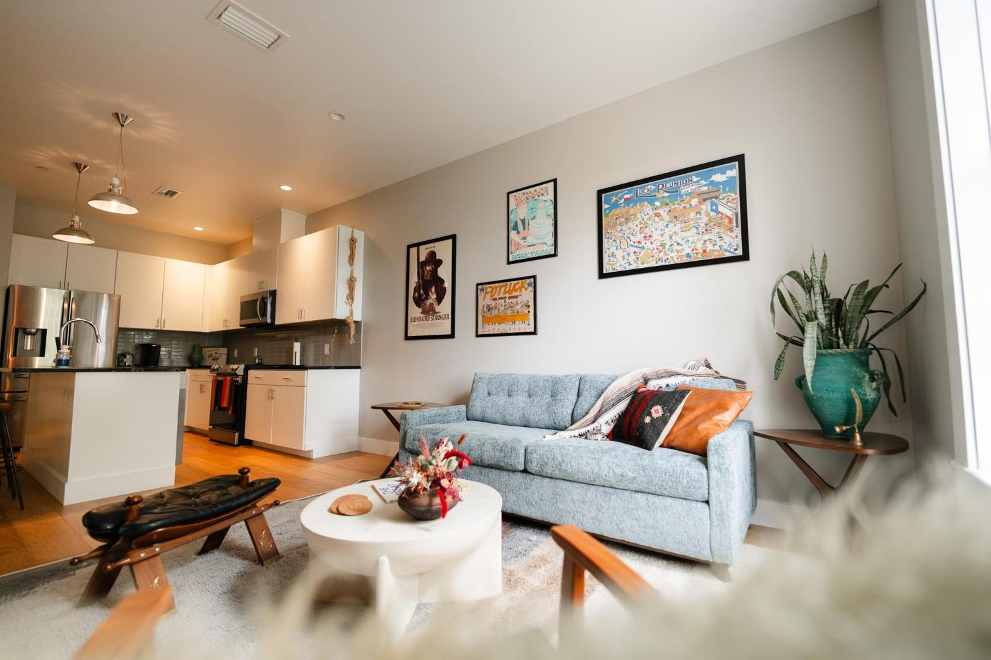 Western 1924 Luxury Lofts Martindale Eksteriør bilde